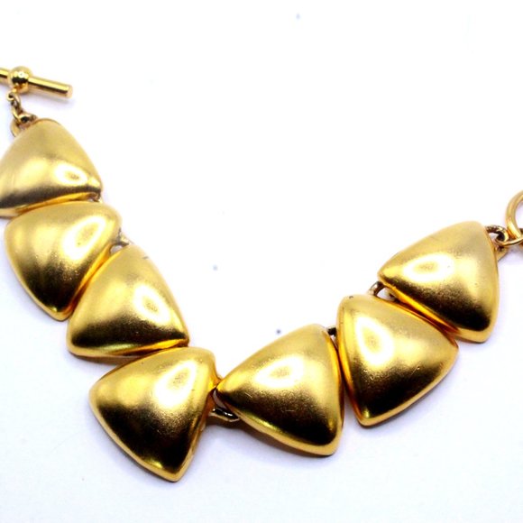 Anne Klein AK Signed Designer High End Gold Tone Modern Triangular Link Bracelet - Picture 2 of 6